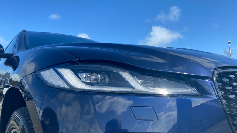 Jaguar F-Pace 2.0 D200 R-Dynamic Black 5dr Auto AWD Diesel Estate